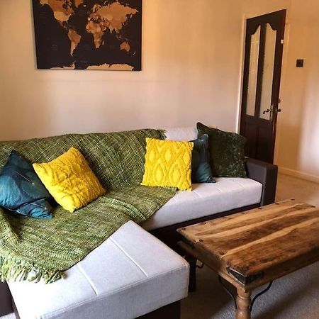 Lovely One-Bed Condo With Free Parking On Premises Sunderland  Exterior foto
